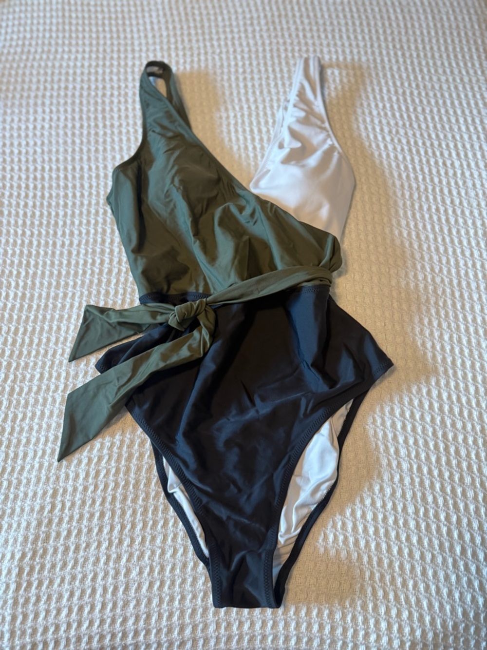 Cupshe XL Olive, White & Black Colorblock One-Piece Swimsuit with Tie Waist - Picture 3 of 5